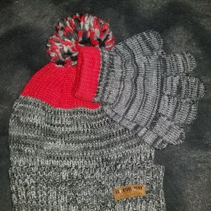 Carter's toddler hat and glove set